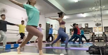 瑜珈慢慢來《板橋-週間班》